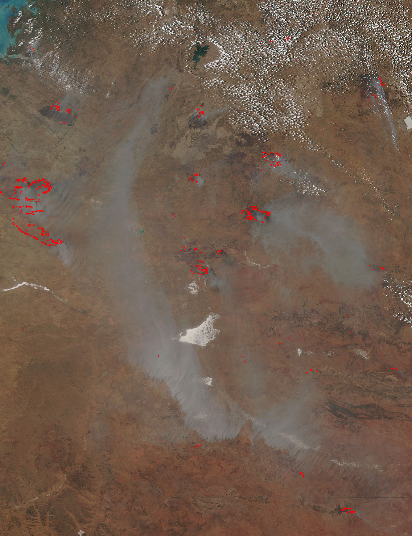 Smoke and fires in northern Australia - related image preview