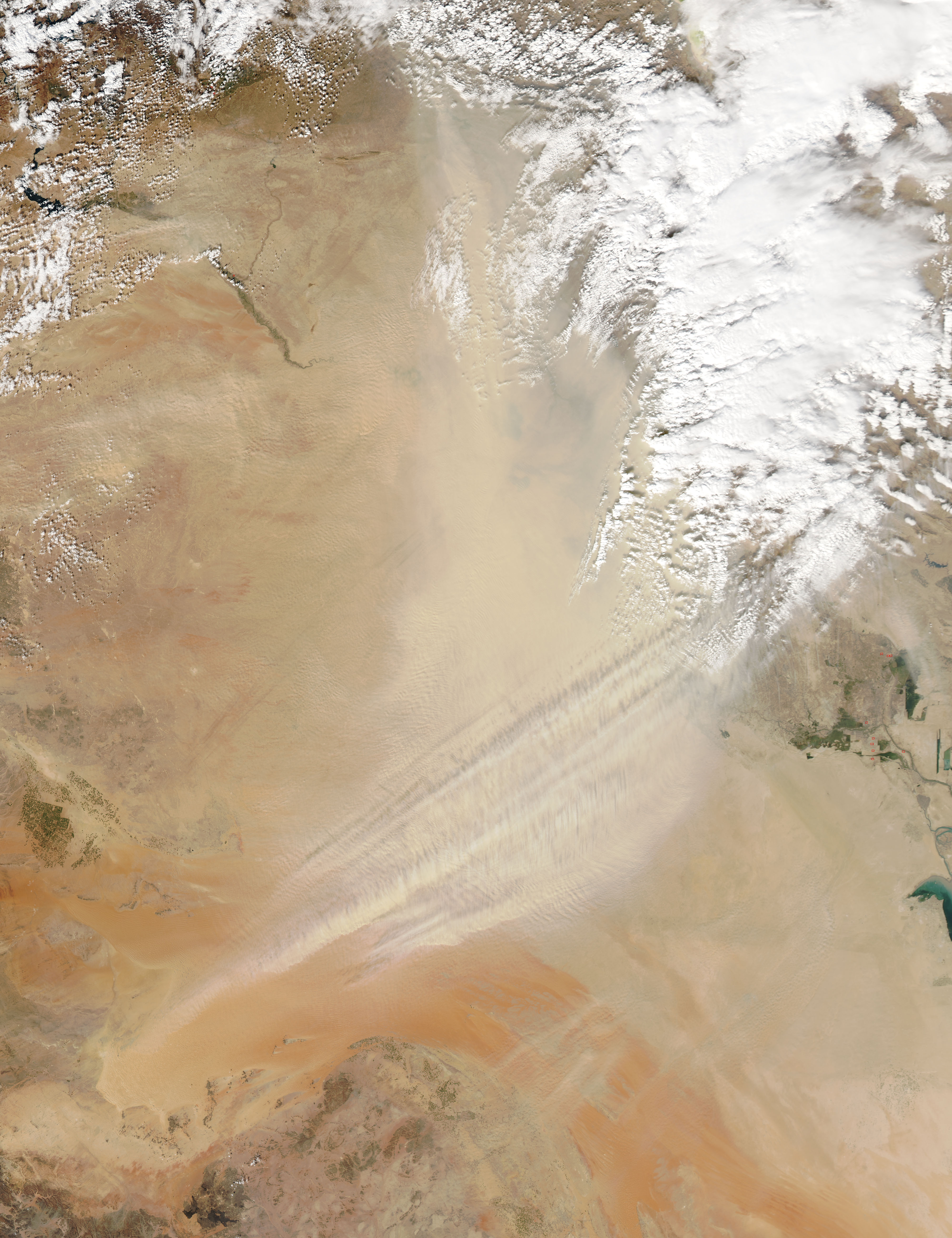 Dust storm in Iraq and Saudi Arabia - related image preview