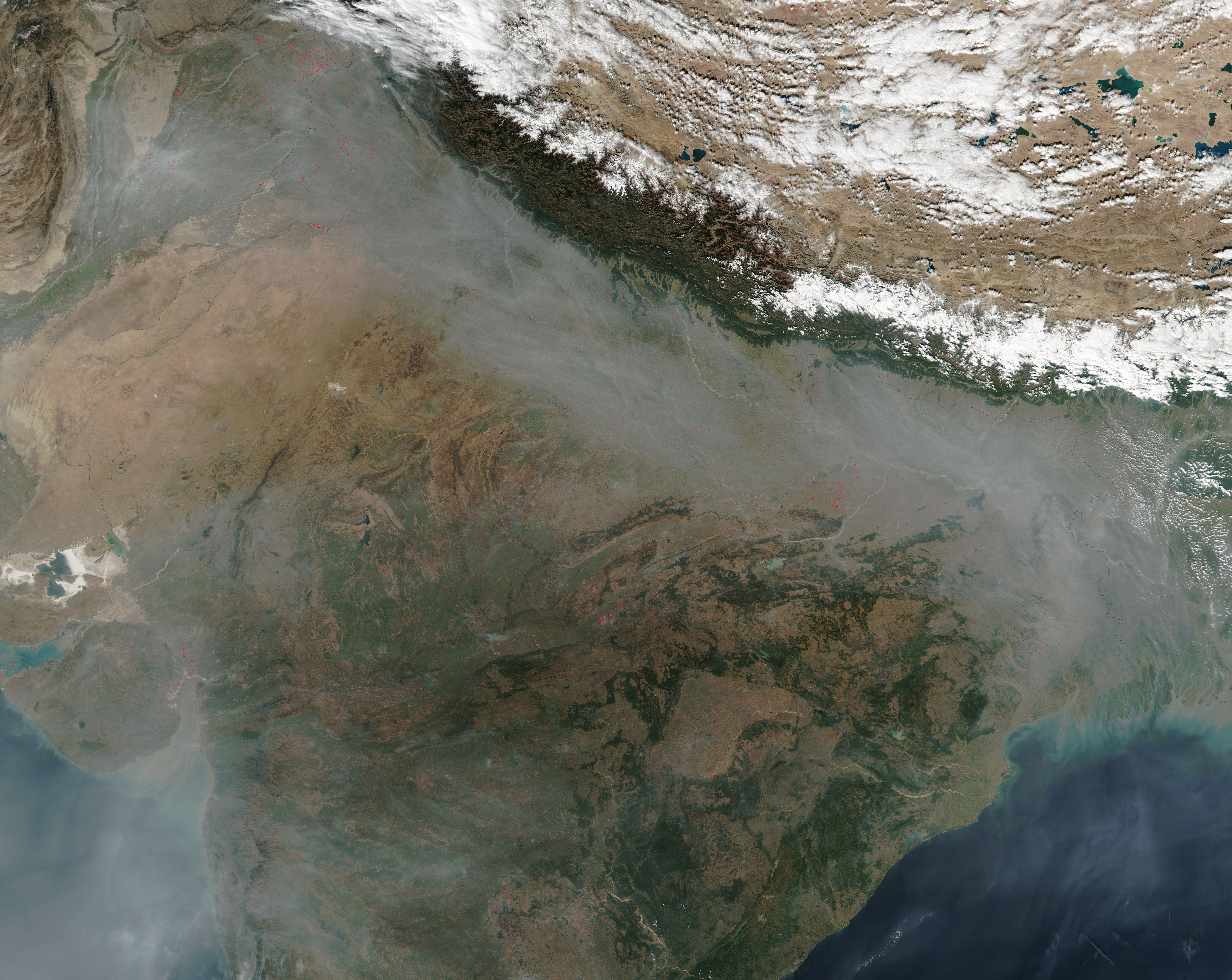 Fires and smoke in northern India - related image preview