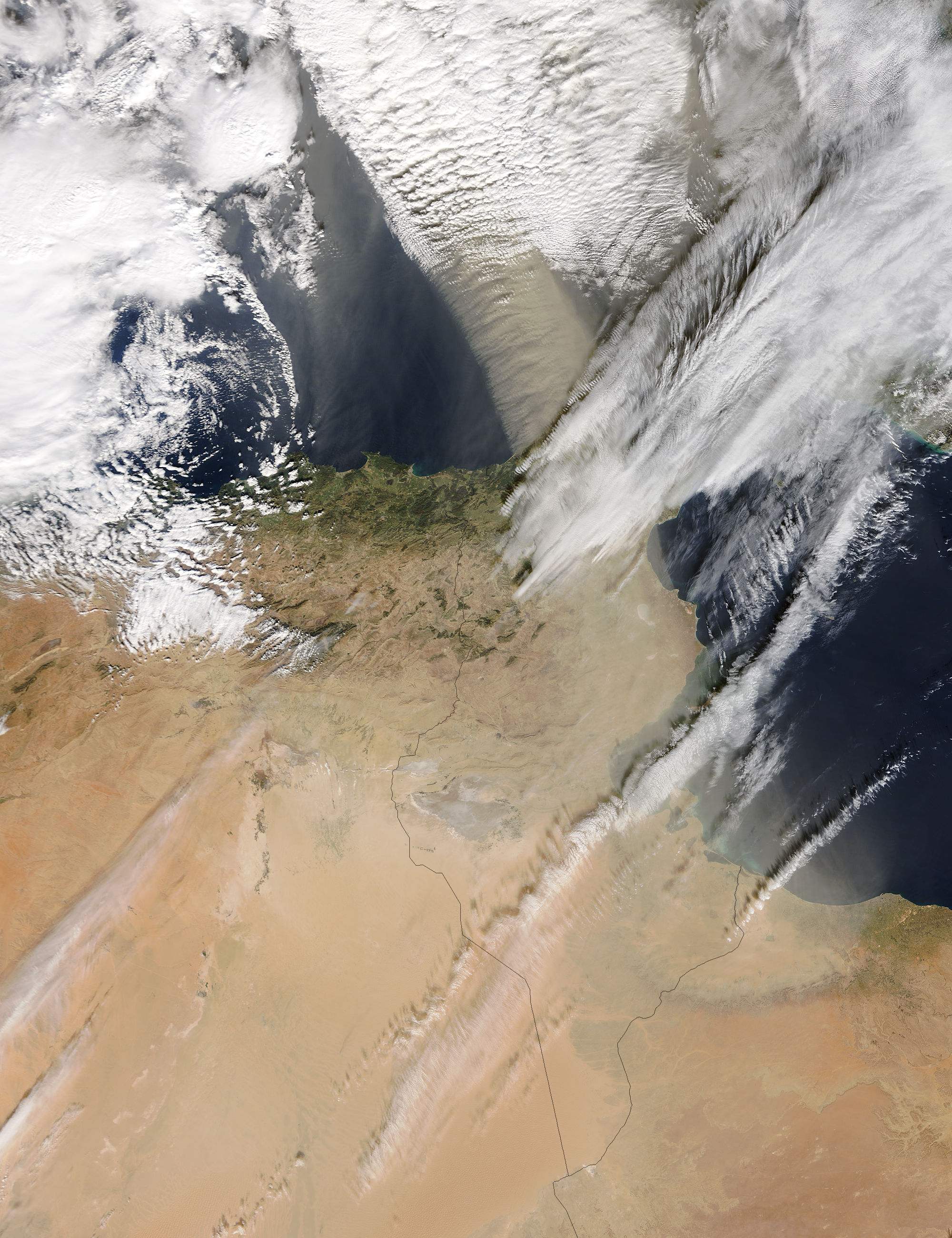 Dust storm over the western Mediterranean - related image preview