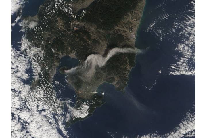 Plume from Sakura-jima, southern Japan - selected child image