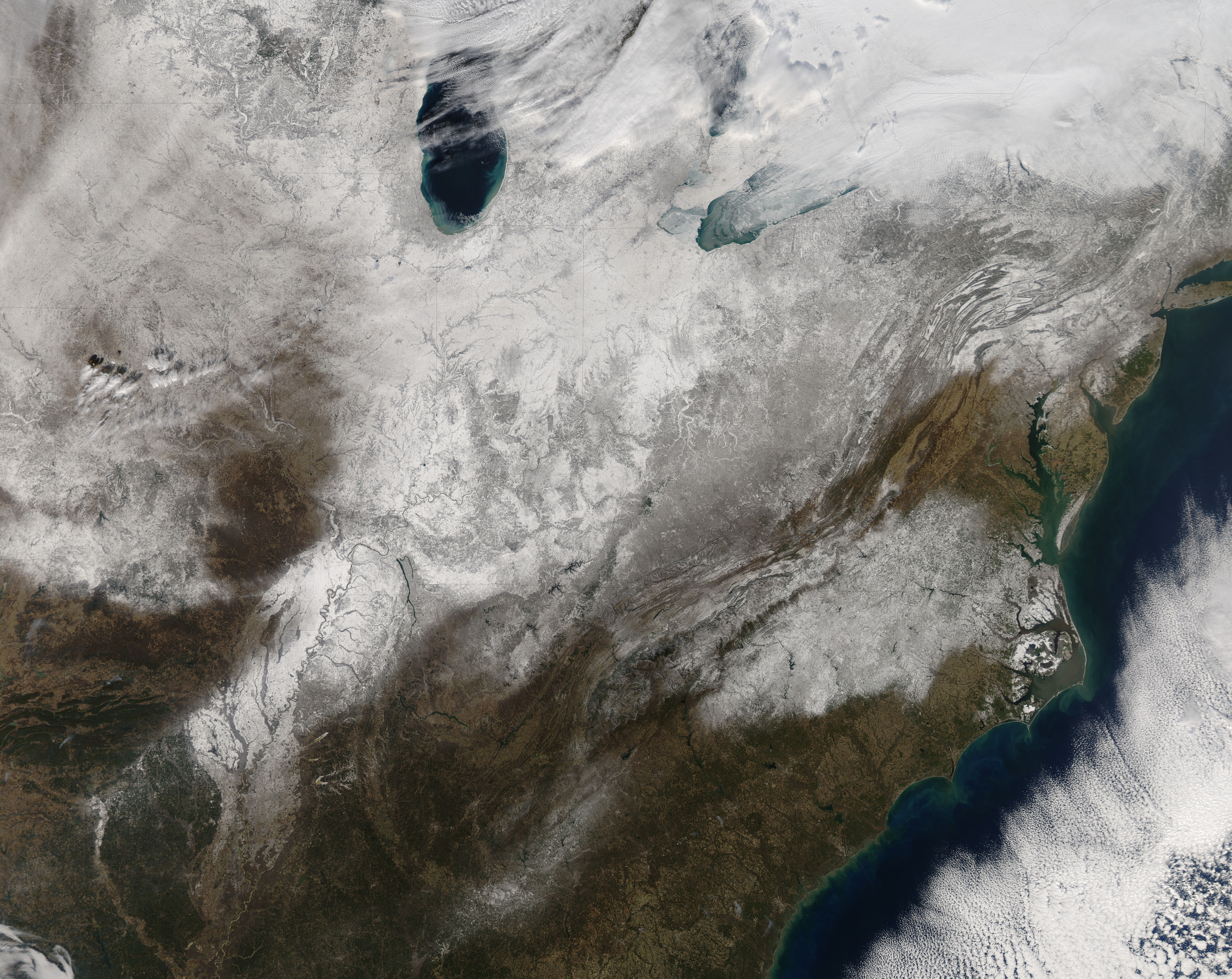 Snow across the eastern United States - related image preview