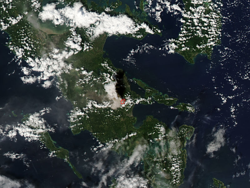 Eruption of Manon, Luzon Island, Philippines - related image preview