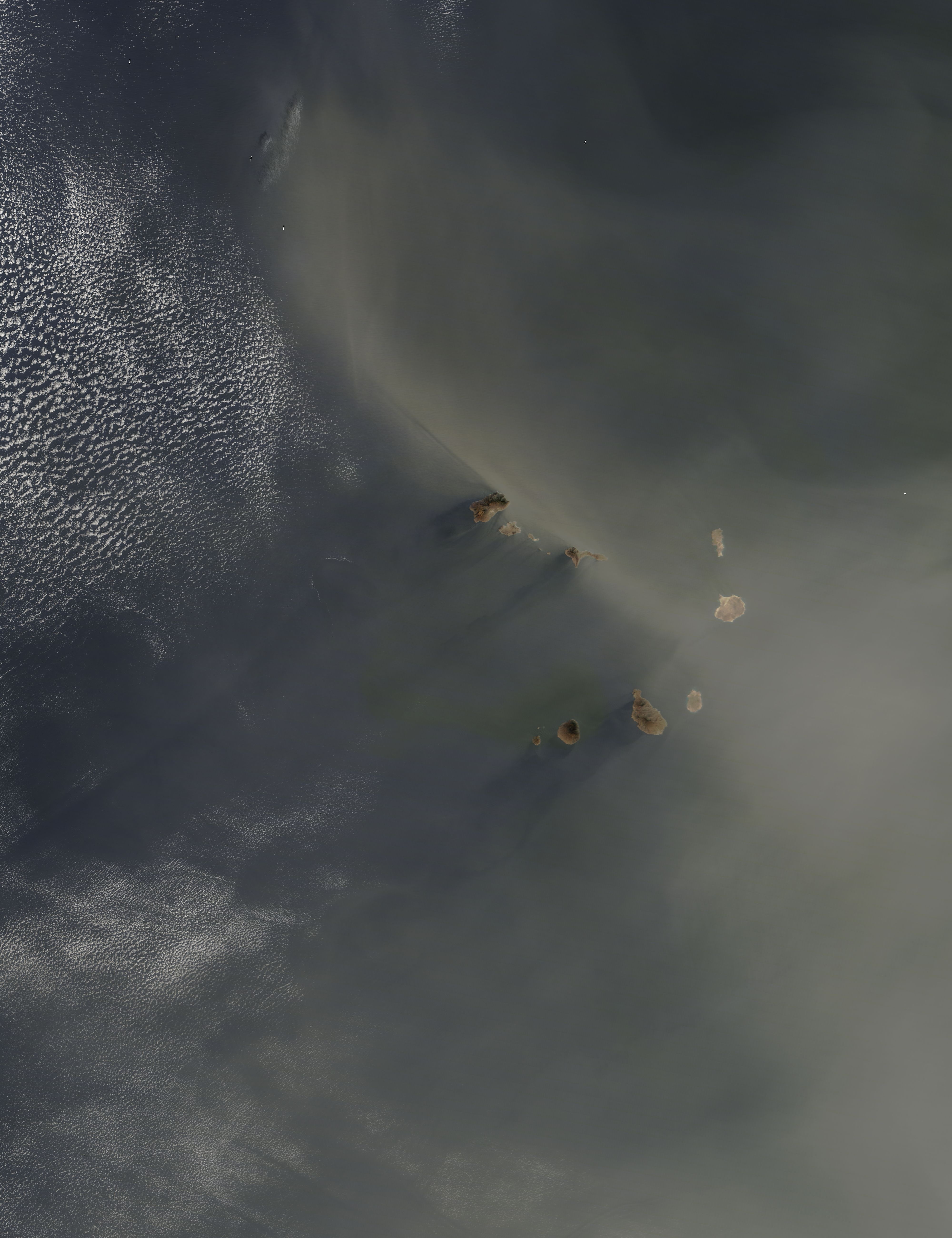Dust over the Cape Verde Islands - related image preview