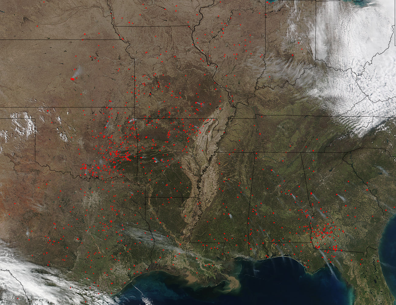 Fires in southeastern and central United States - related image preview
