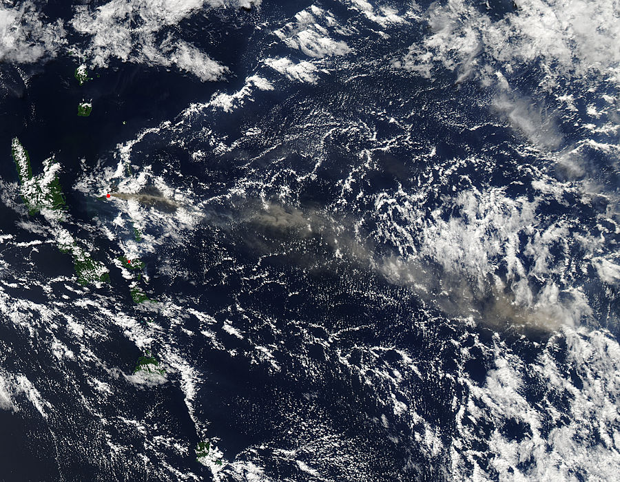 Plume from Aoba volcano, Vanuatu - related image preview