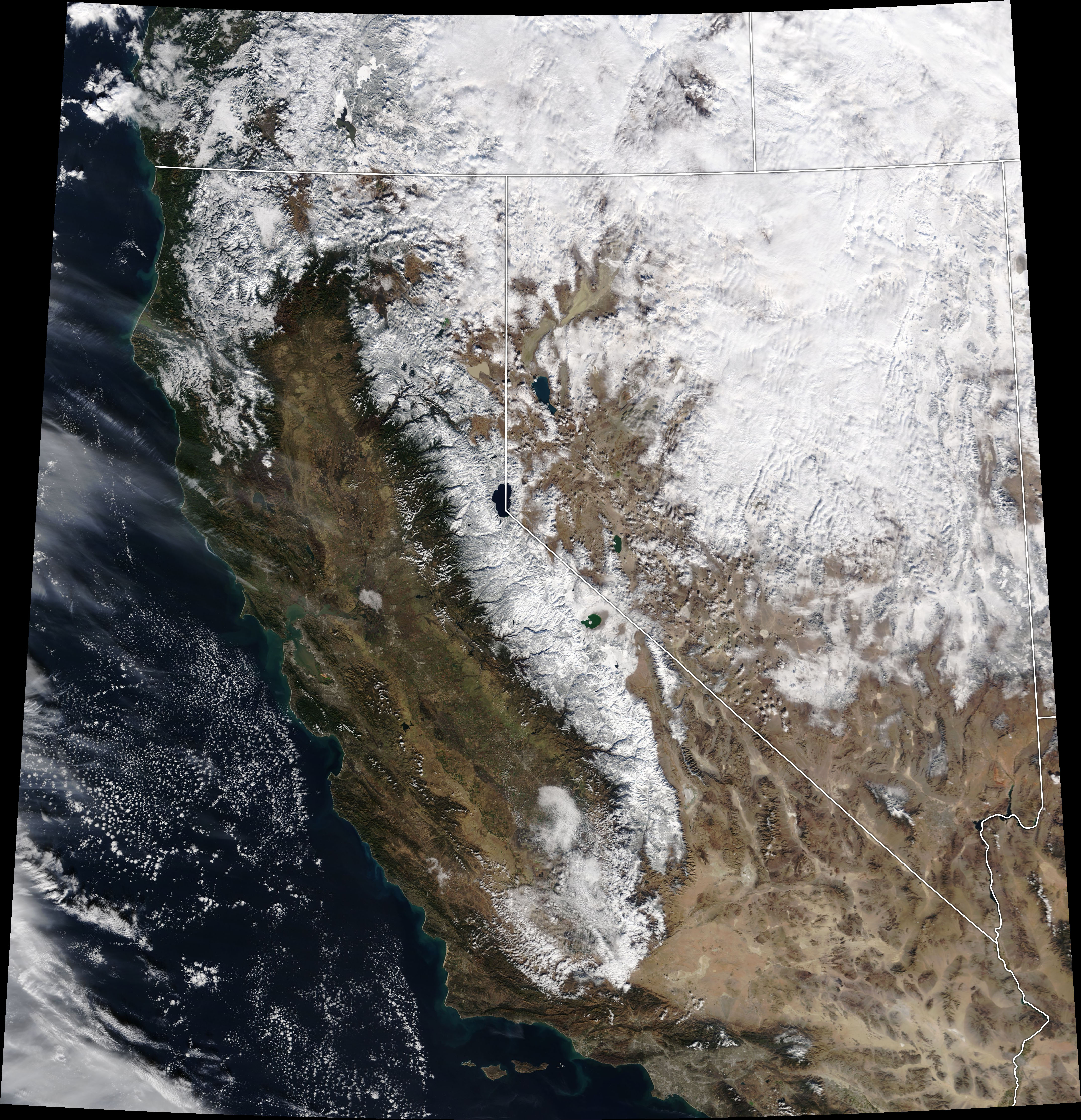 Winter Arrives in the Sierra Nevada - related image preview