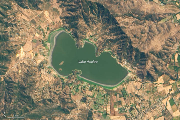 Lake Aculeo Dries Up