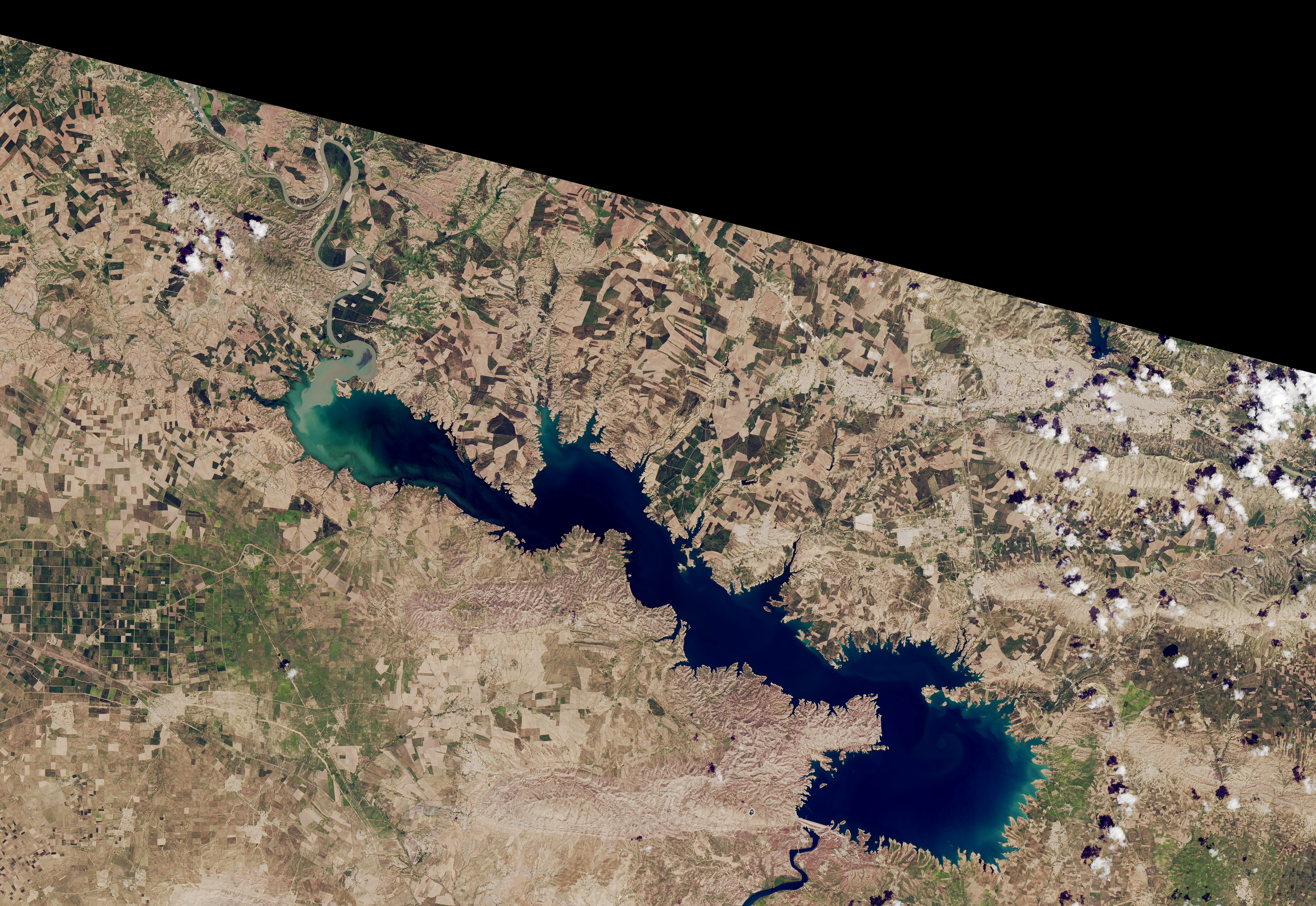 Reservoir Swells Upstream of Mosul - related image preview