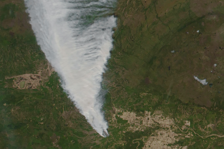 Wildfires Threaten Northern Alberta