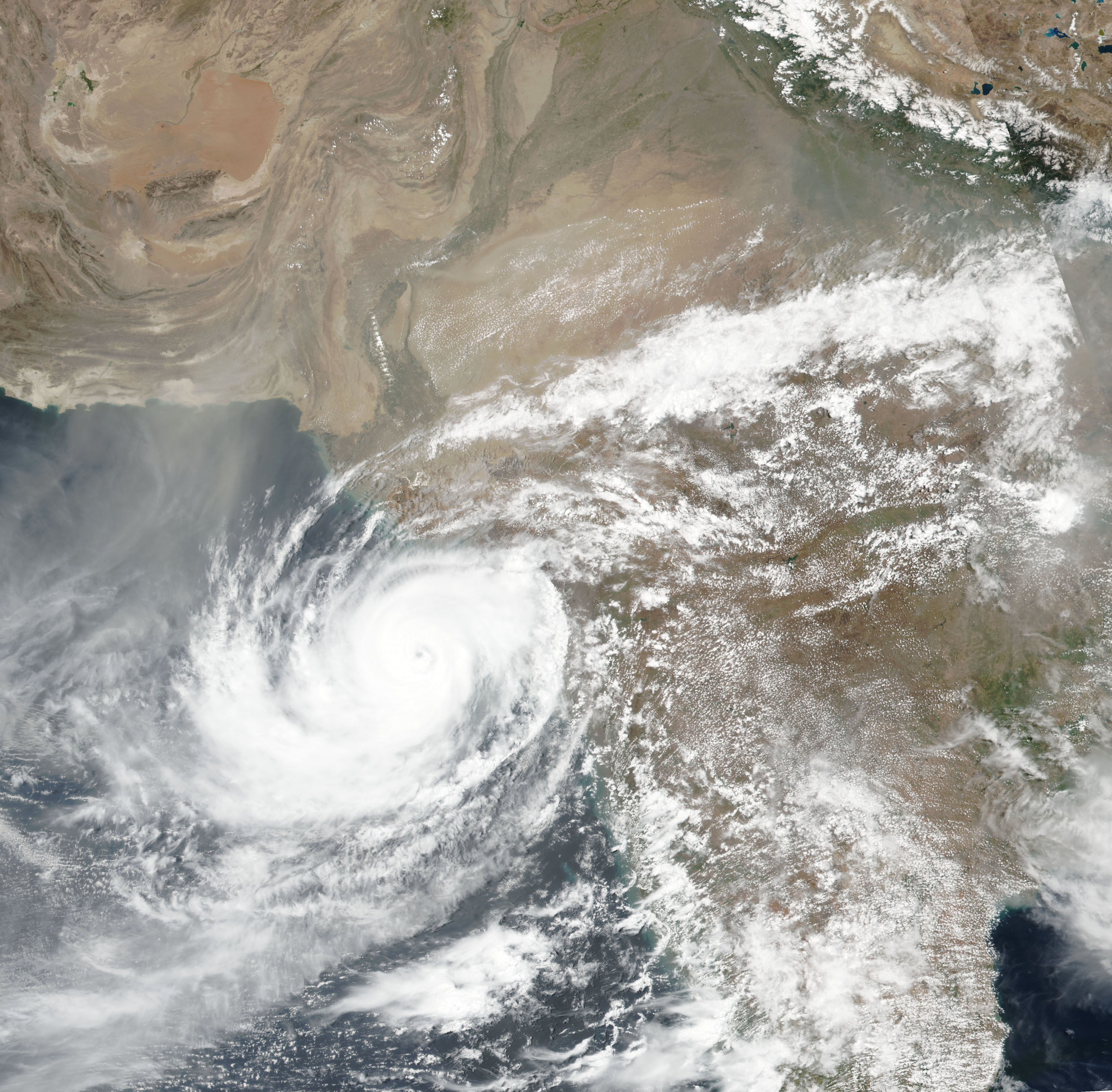 Cyclone Vayu Approaches Western Coast of India - related image preview
