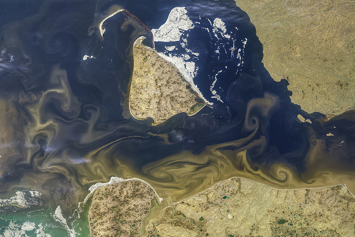 Tawny Swirls in the Kara Sea