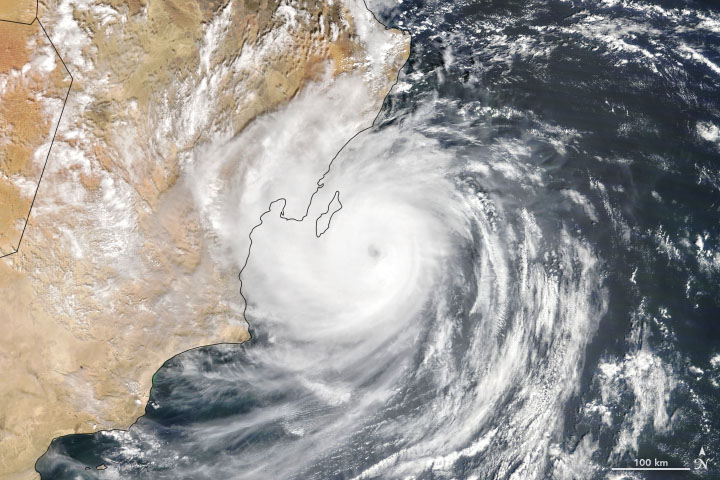 Cyclone Hikaa Hits Oman - related image preview