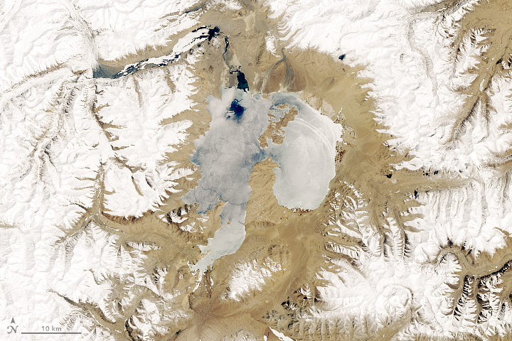 Frozen Karakul Lake - related image preview