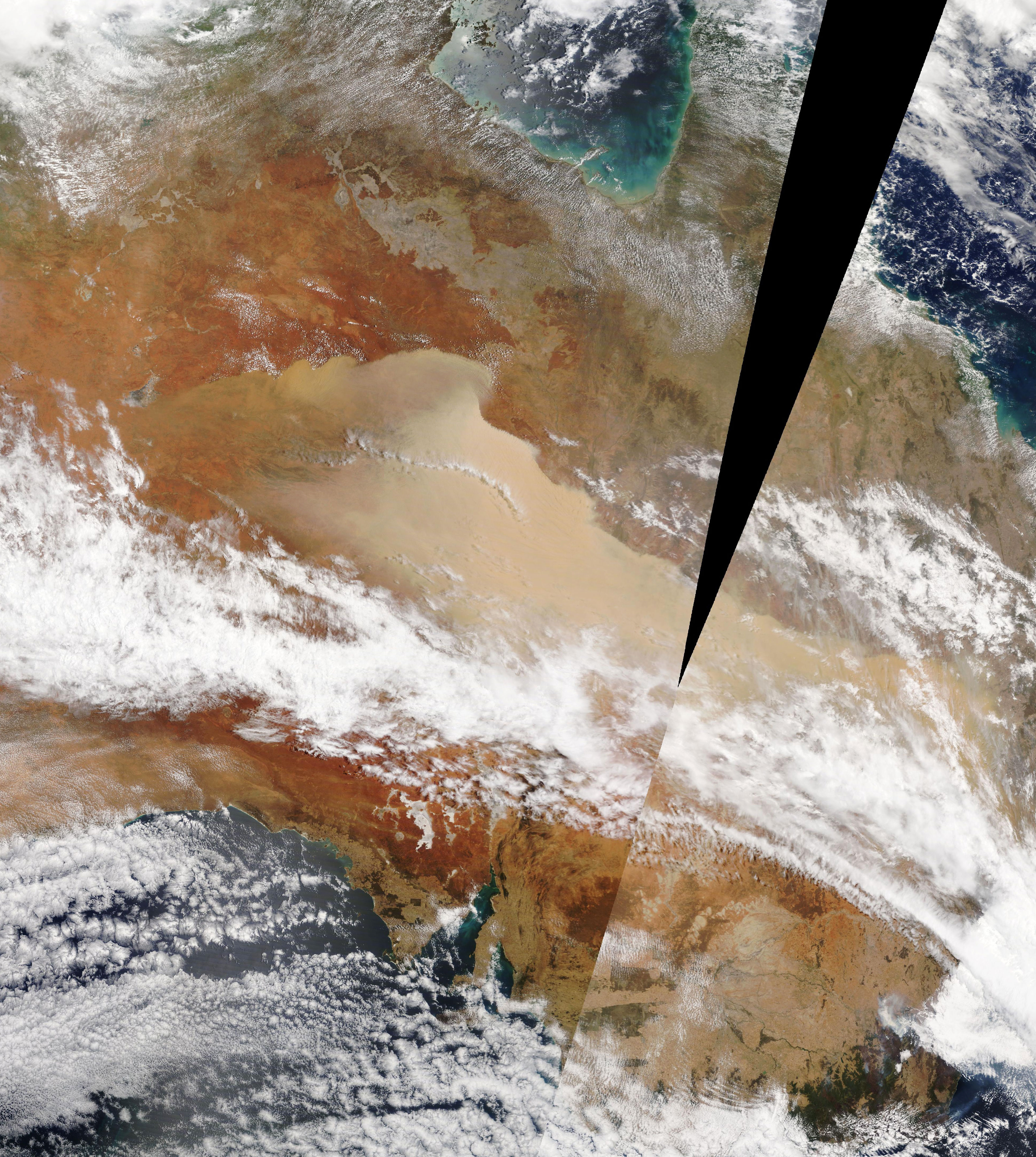 Major Dust Storm Sweeps Across Australia - related image preview