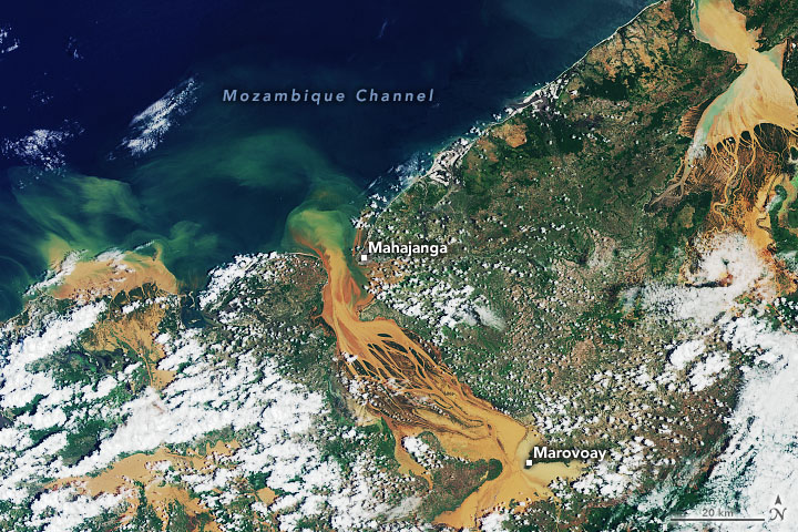 Flood Waters Overwhelm Northern Madagascar - related image preview