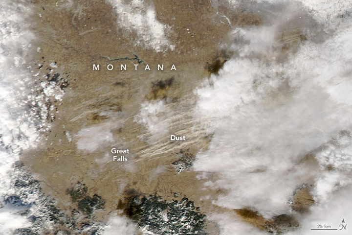 Dust Storm Sweeps Across Montana