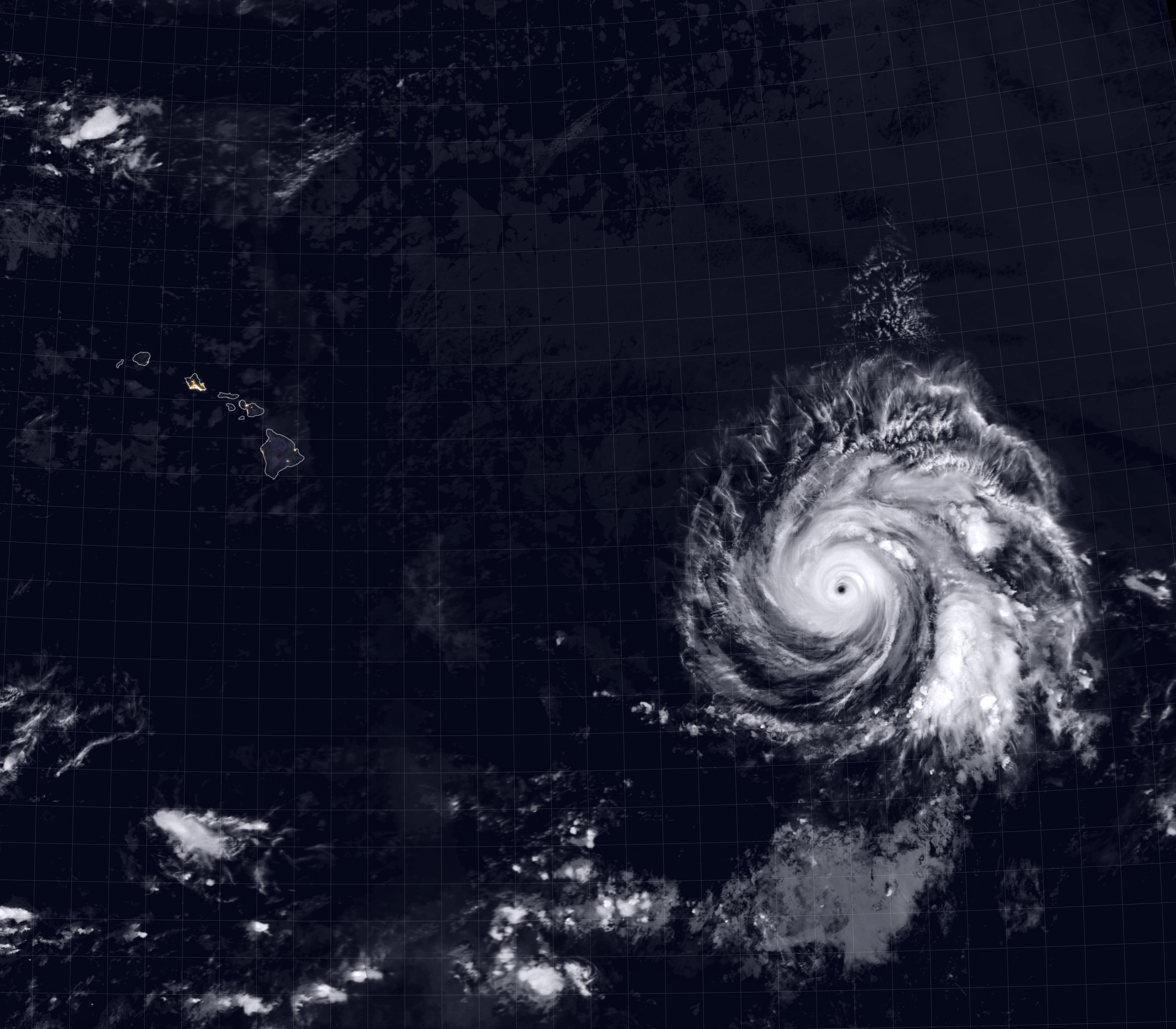 Hurricane Douglas Heads Toward Hawaii - related image preview