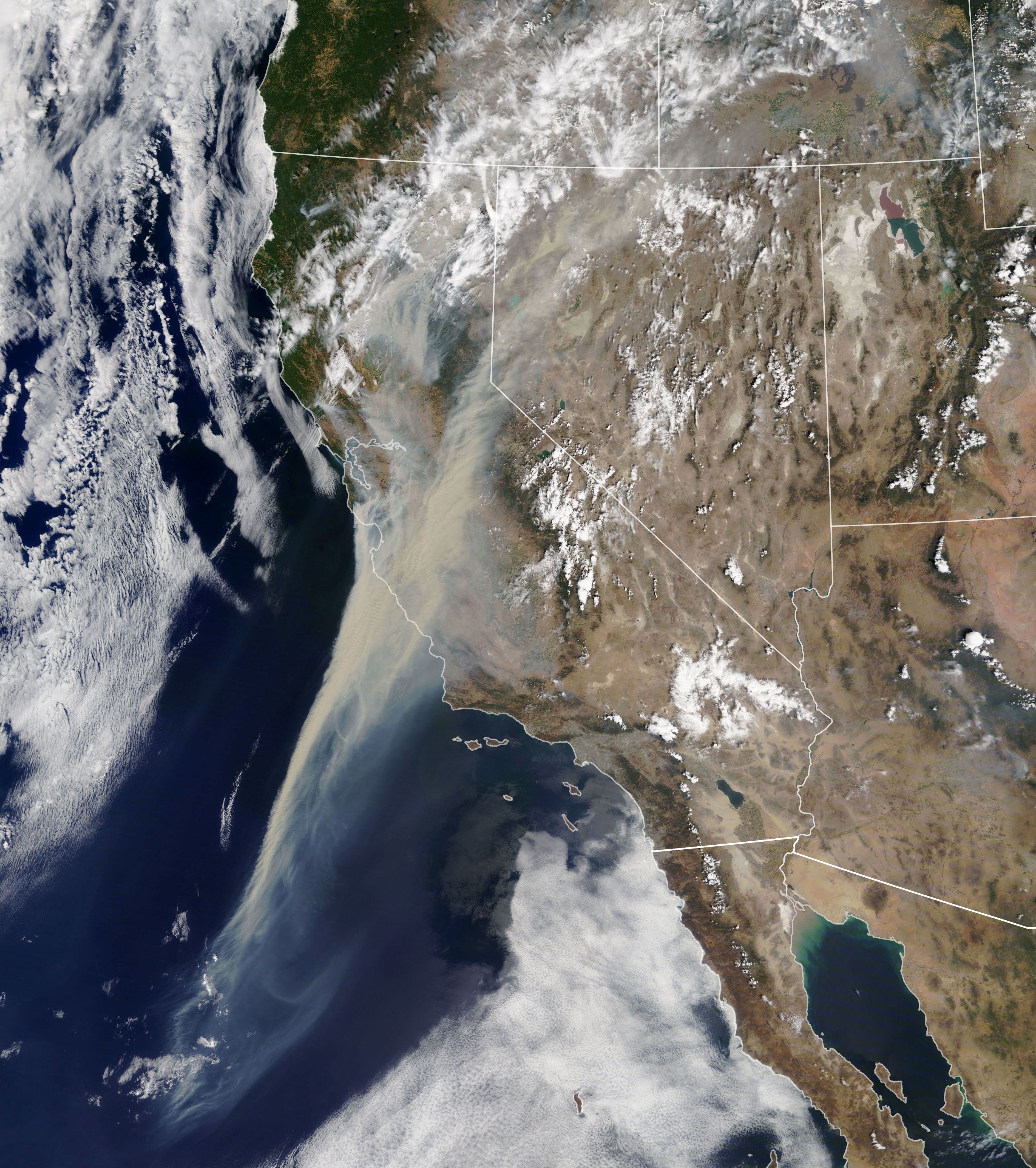 Thick Smoke Obscures California Skies - related image preview