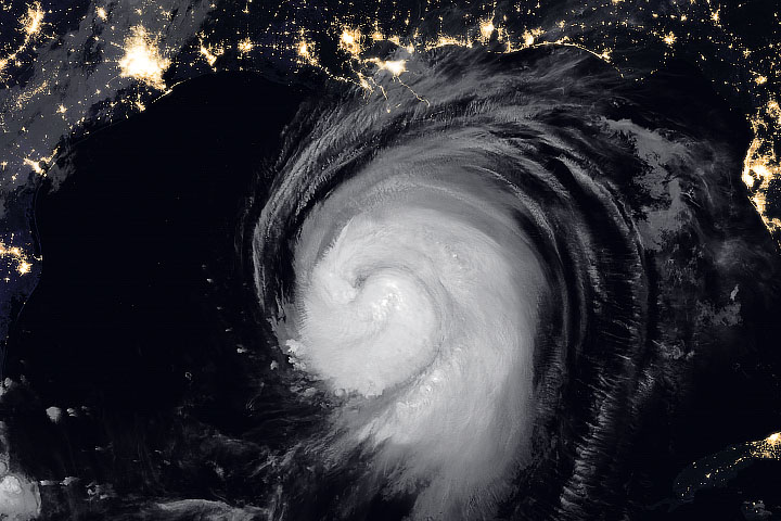 A Dangerous Storm Nears the Gulf Coast