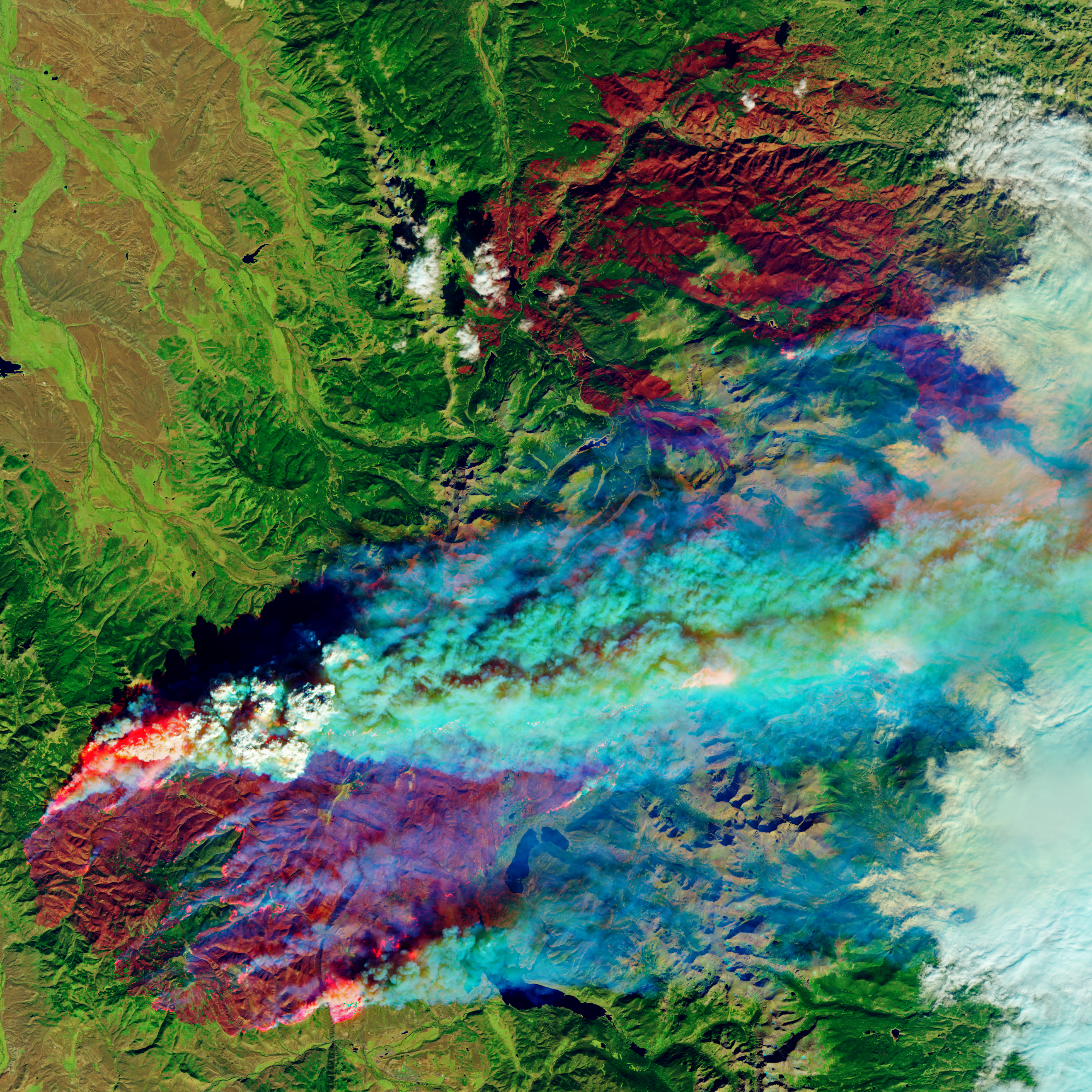 East Troublesome Fire Spreads to the Rockies - related image preview