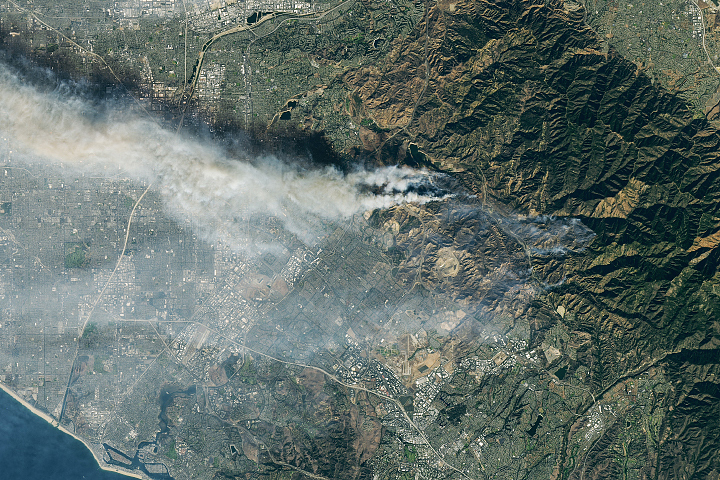 New Fires Scorch the Hills of Southern California