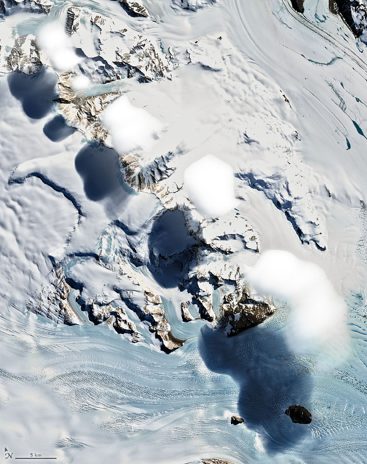 Curious Clouds in the Transantarctic Mountains - related image preview