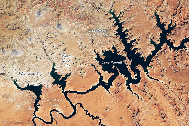 Lake Powell Reaches New Low