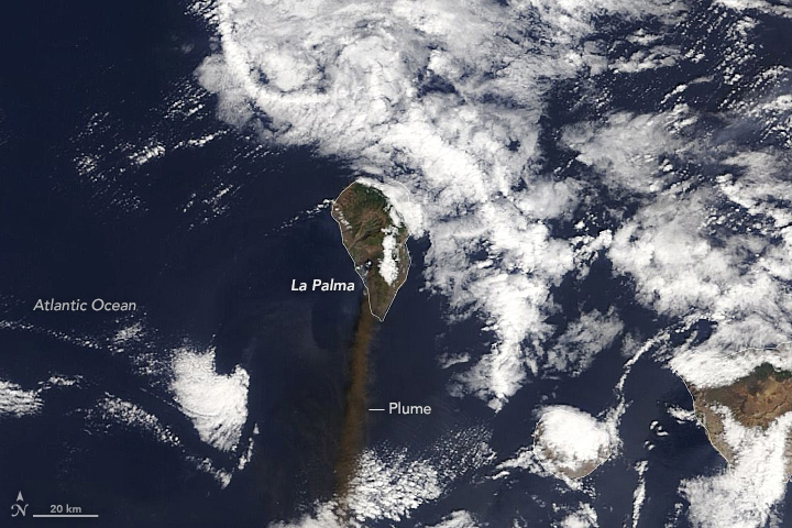Ash and Cloud Rings Over La Palma