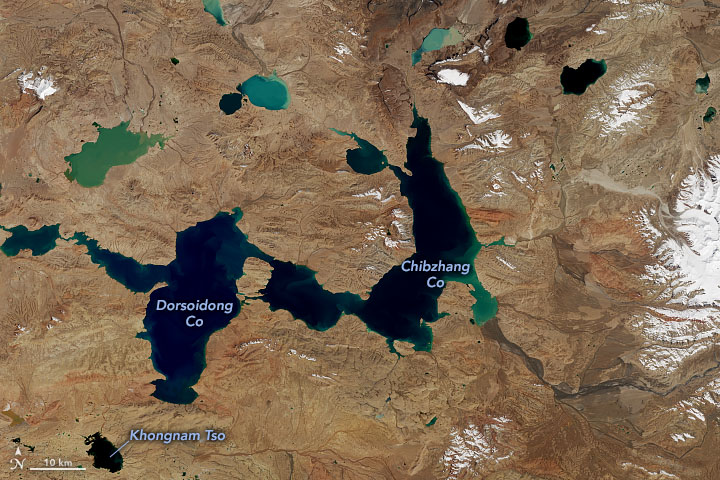 Shrinking Glaciers and Growing Lakes