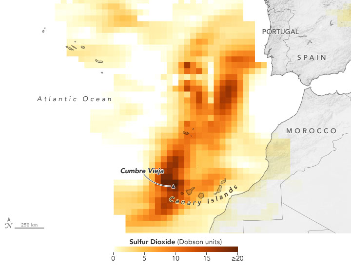 Sulfur Skies over La Palma - related image preview