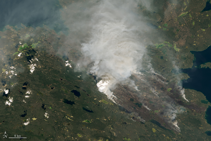 Heat and Fires Scorch Northern Canada - related image preview