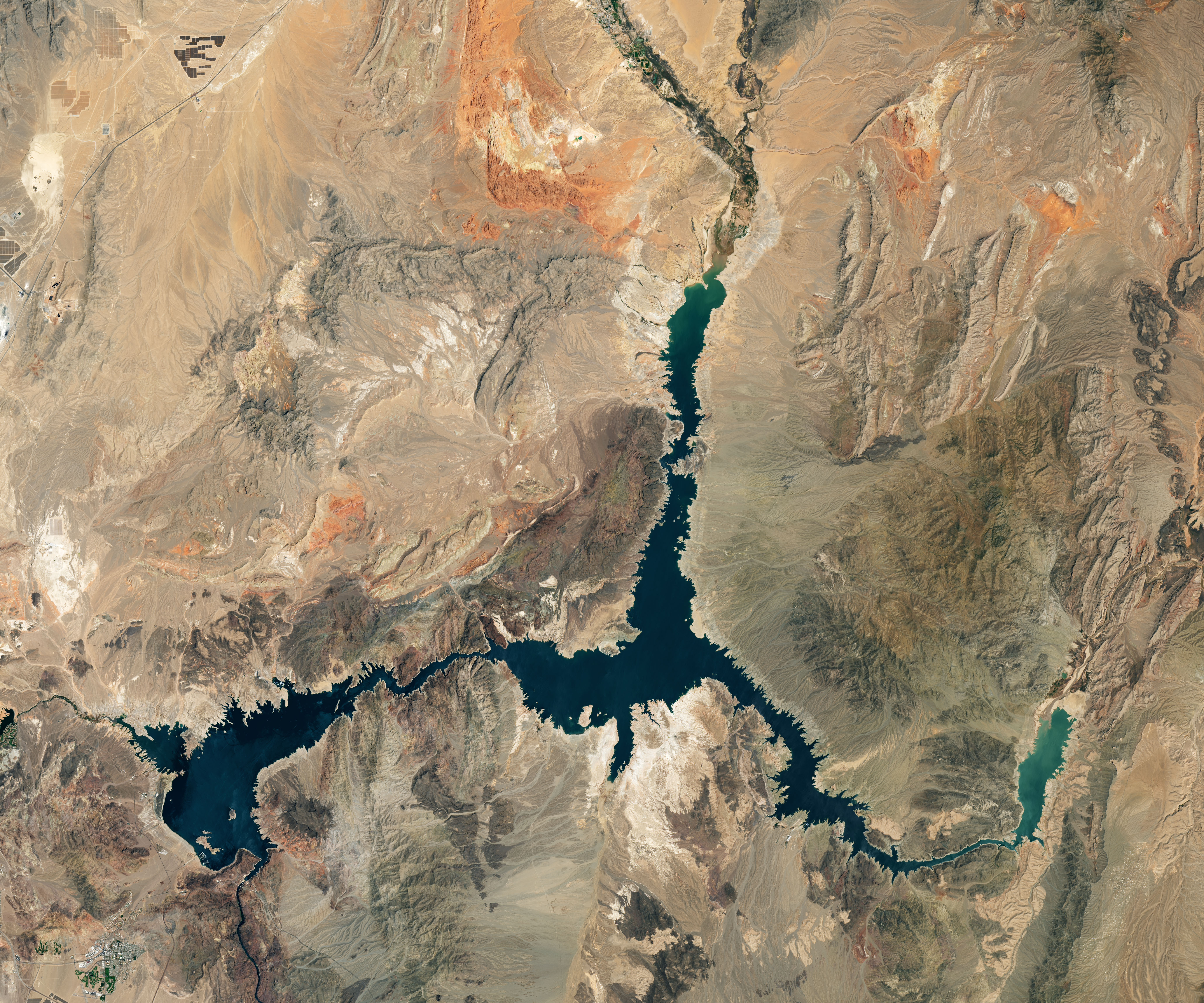 Lake Mead Keeps Dropping - related image preview