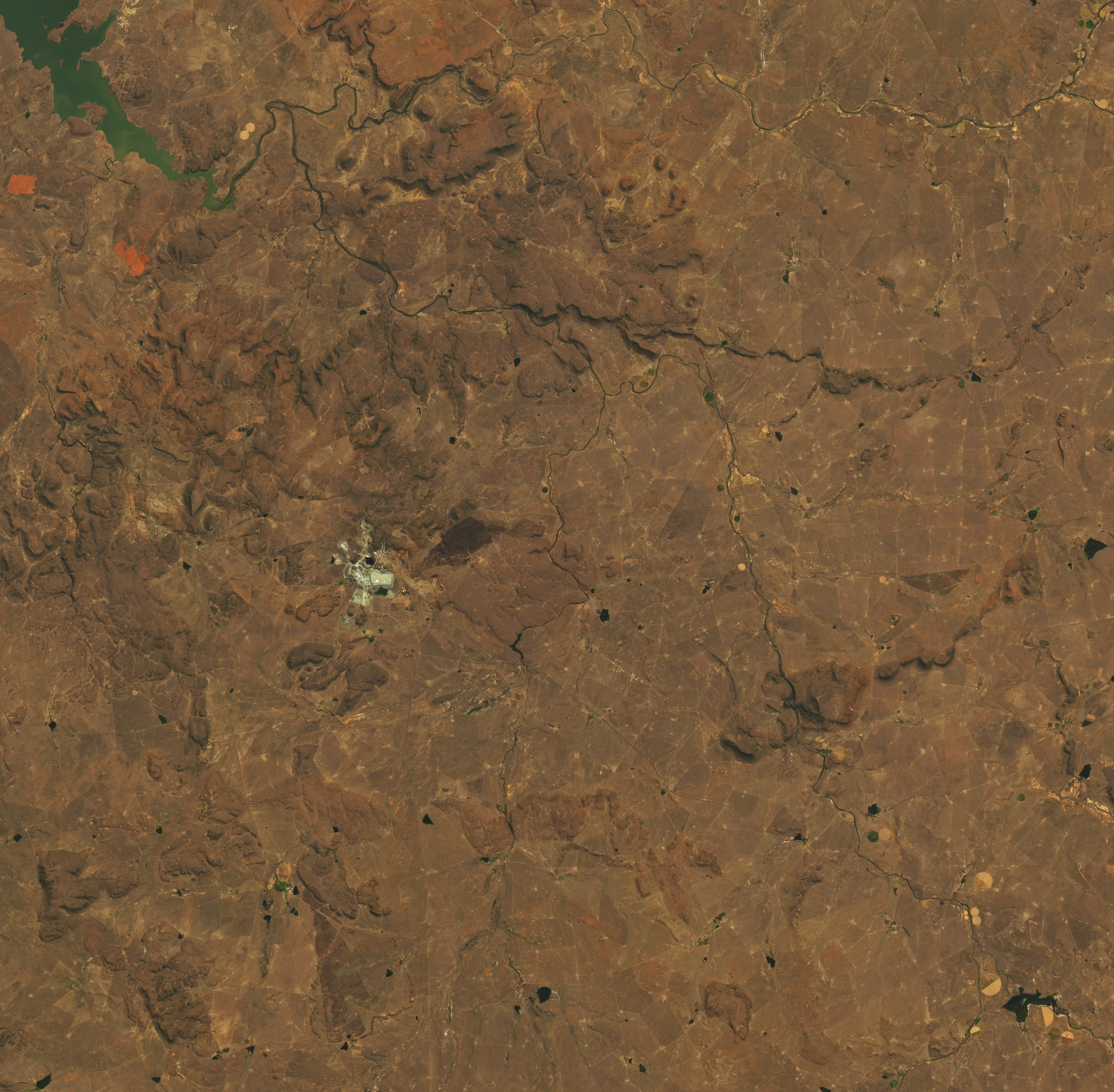 Jagersfontein Covered in Mining Waste - related image preview