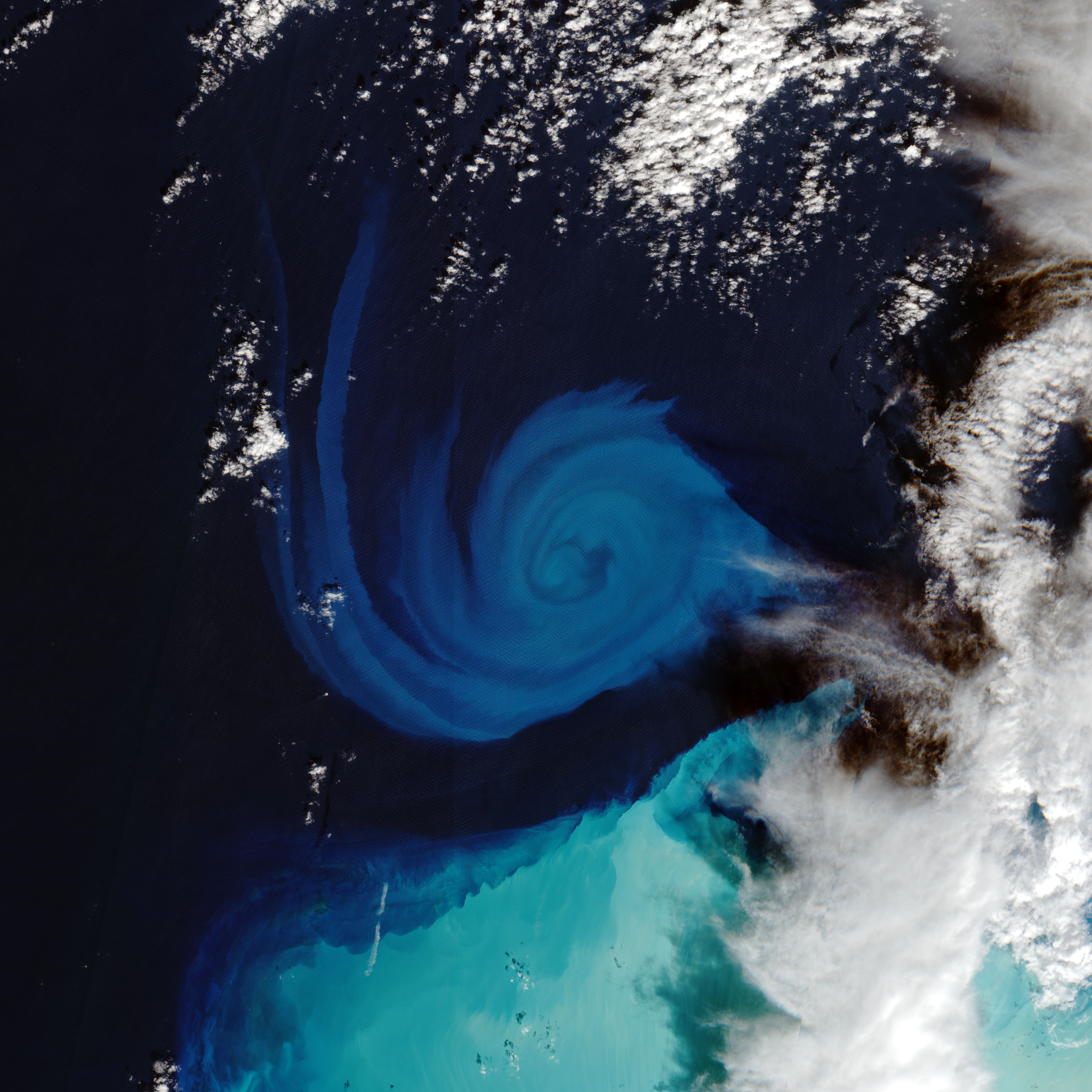 Carbonate Swirls Spin from the Bahamas - related image preview