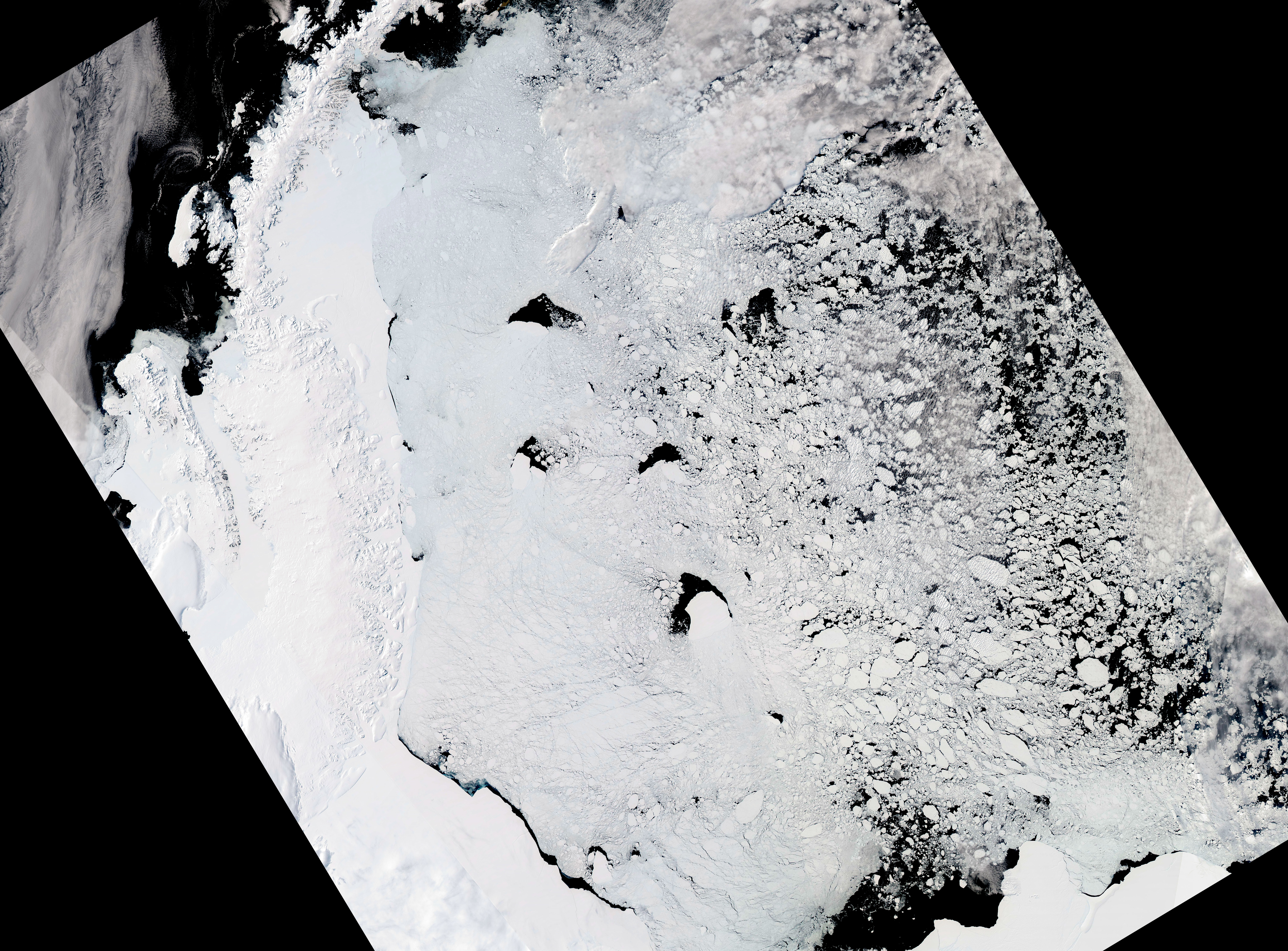 Clear Days for Iceberg Spotting - related image preview