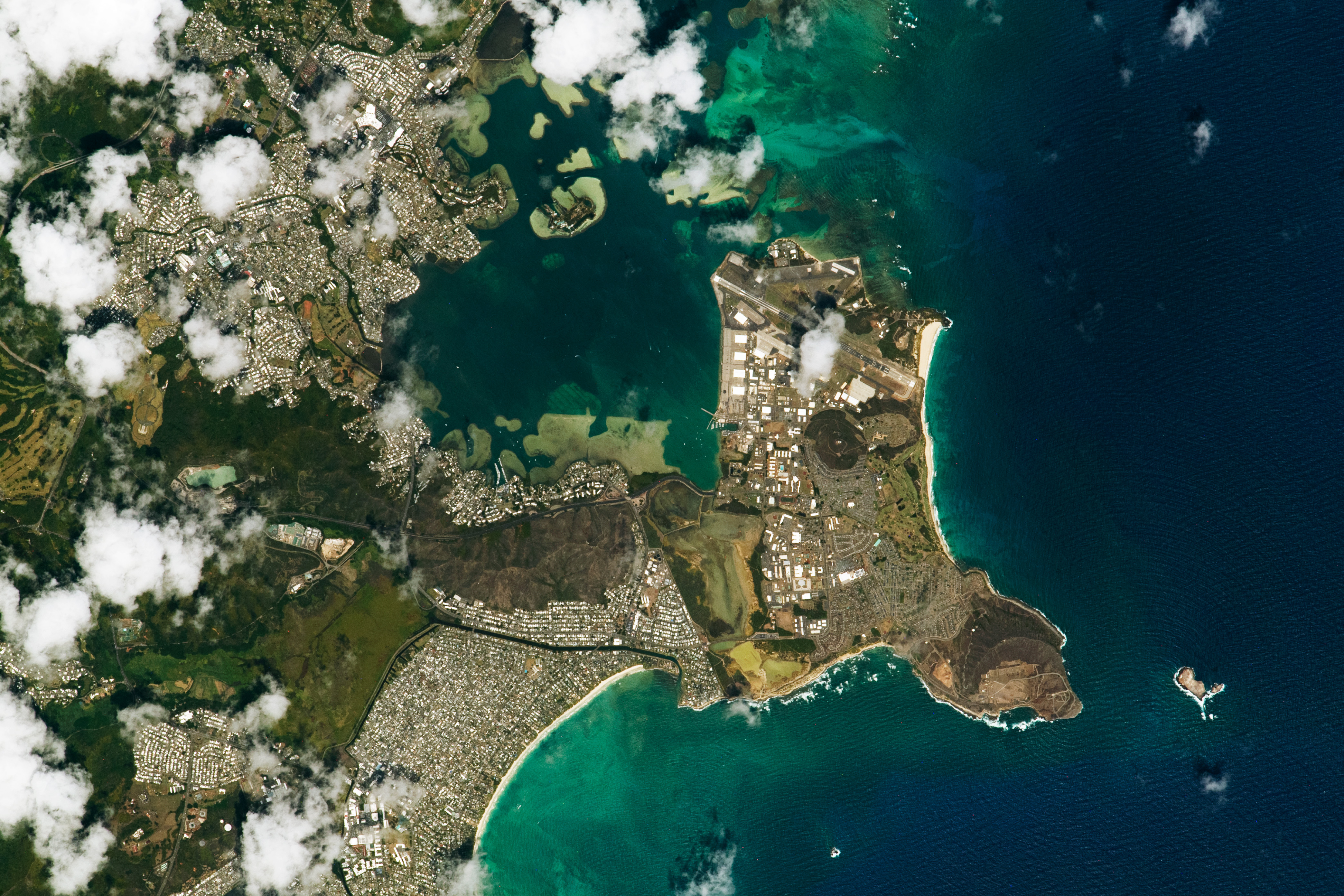 Mōkapu Peninsula - related image preview