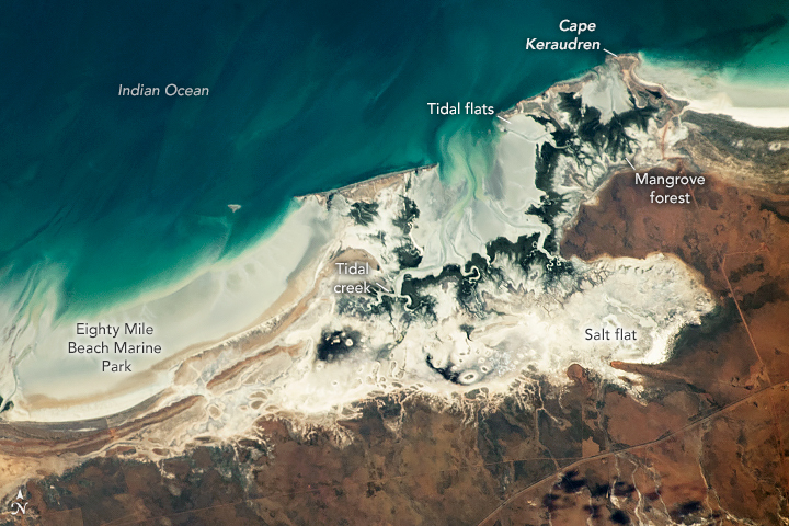 8-mile-beach-from-space