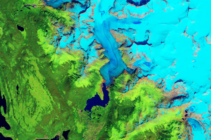 Alaska’s Mendenhall Glacier