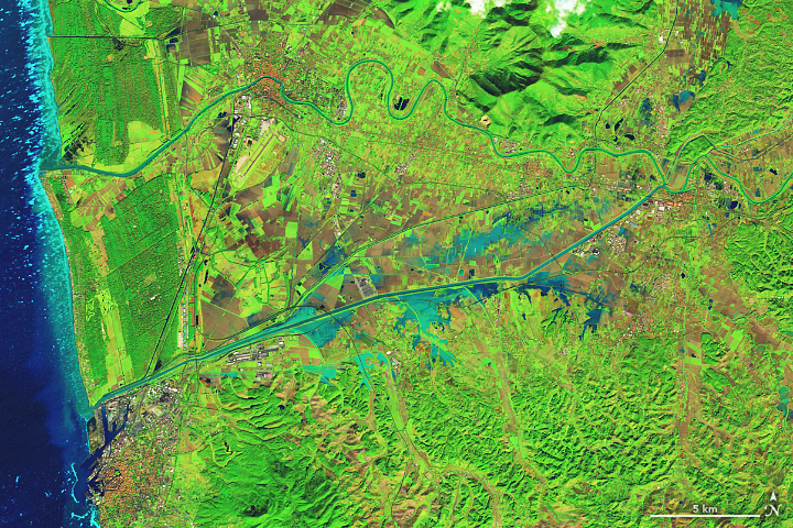 Flooding in Tuscany - related image preview