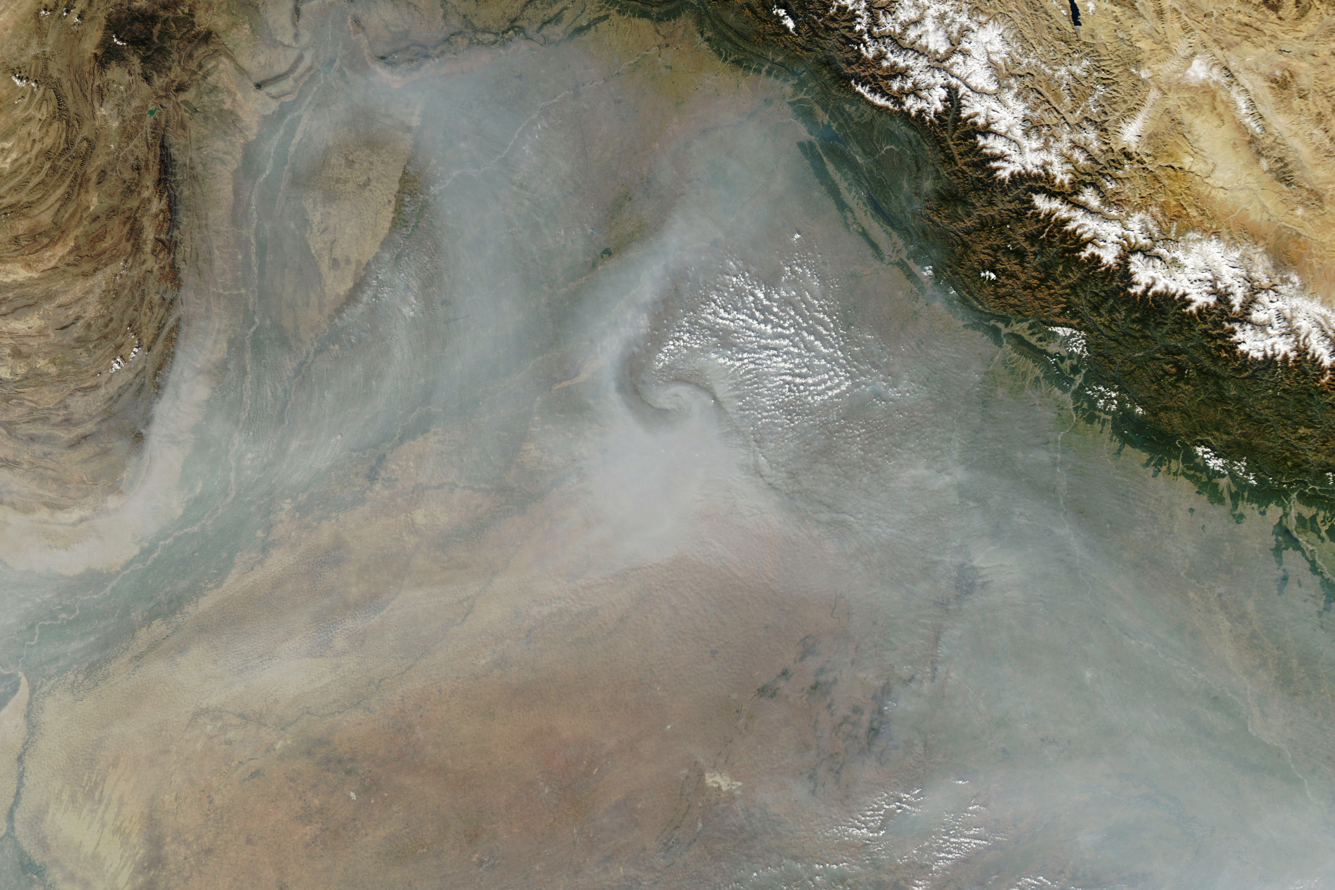 A Hazy November in Northern India - related image preview