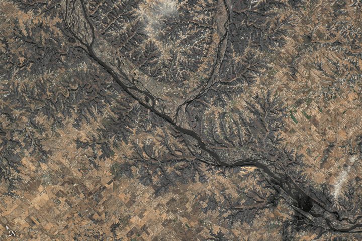 Ridges and Valleys of the Upper Mississippi - related image preview