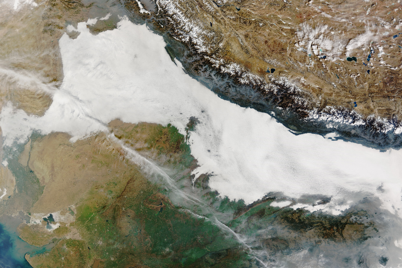Fog Blankets the Indo-Gangetic Plain - related image preview