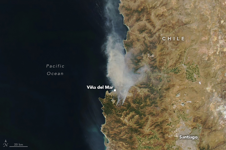 Fires Rage in Central Chile