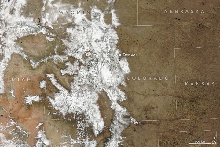 Snowstorm Coats the Rockies - related image preview