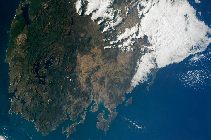A Wide View of Tasmanian Terrain