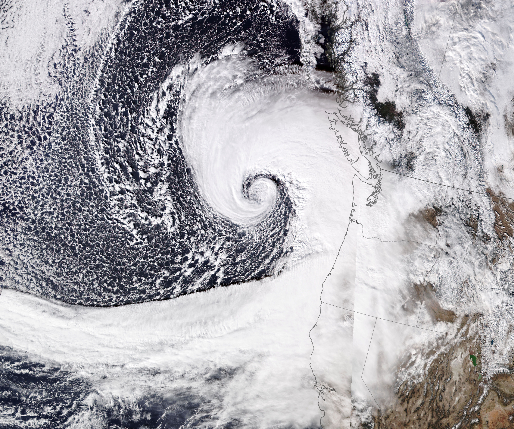 Extratropical Cyclone Whips Over the Pacific Northwest - related image preview