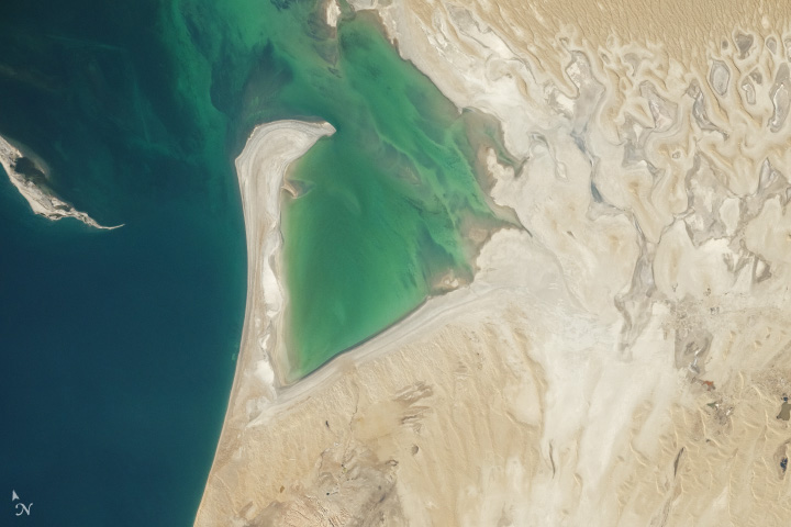 Desert Peninsula in Turkmenistan - related image preview