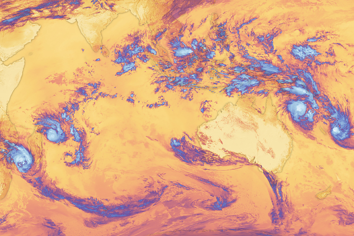 Cyclone Flurry in the Southern Hemisphere