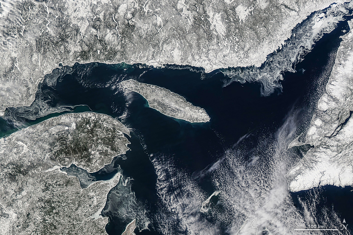 Low Ice in the Gulf of St. Lawrence - related image preview